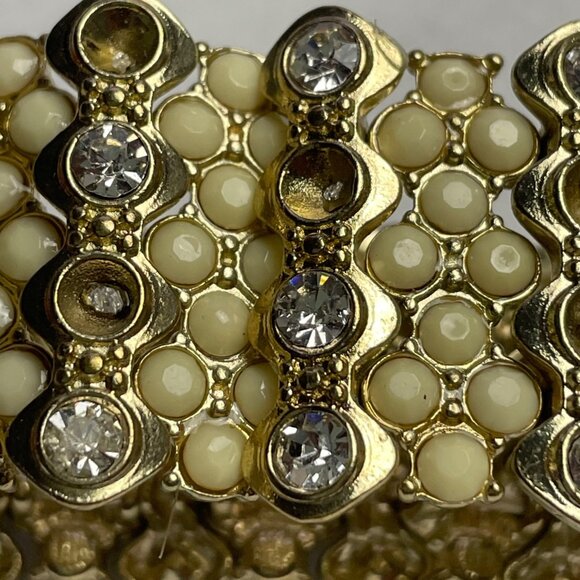 Vintage Stretch Bracelet Gold Tone Faux Pearls Rhinestones u Expandable Costume - Picture 5 of 5